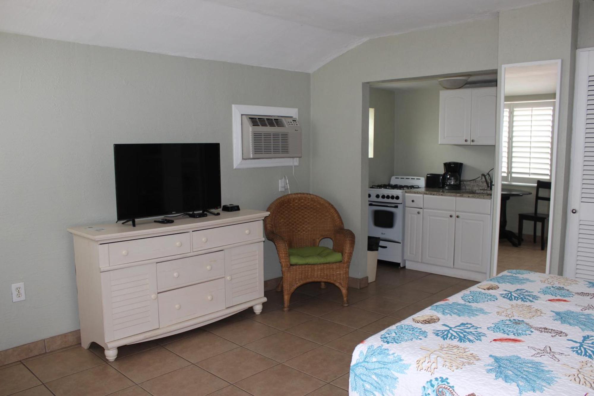 Shoreline Suites & Cabana Cottages - Beachfront Дейтона-Бич Номер фото