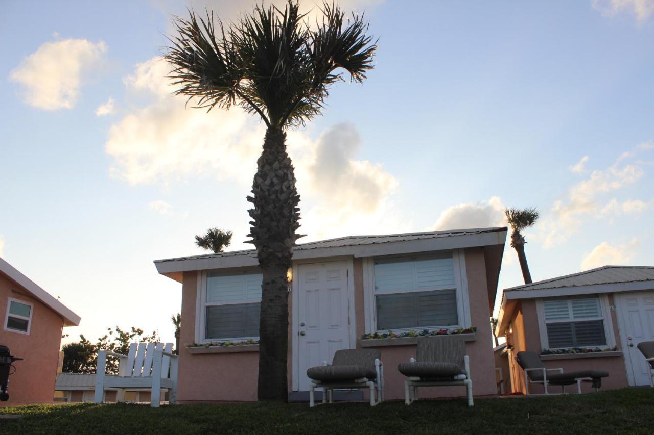 Shoreline Suites & Cabana Cottages - Beachfront Дейтона-Бич Экстерьер фото
